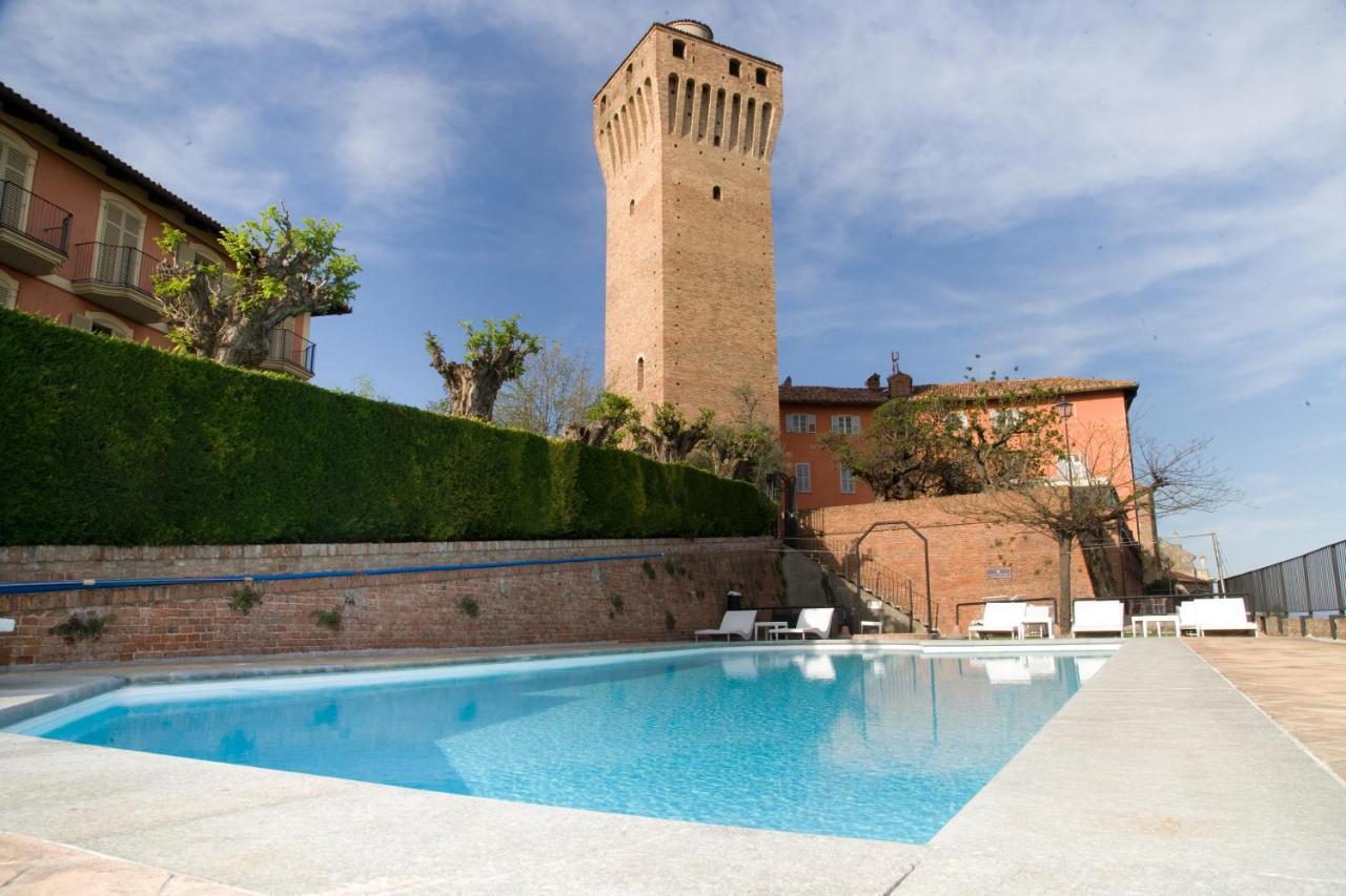 Hotel Castello Di Santa Vittoria Santa Vittoria dʼAlba Exterior foto